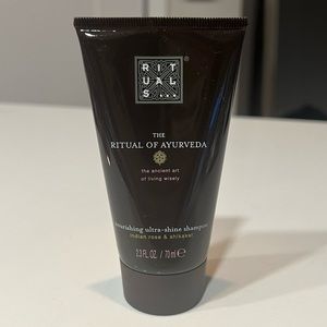 Rituals Shampoo - The Ritual of Ayurveda - Indian Rose and Shikakai